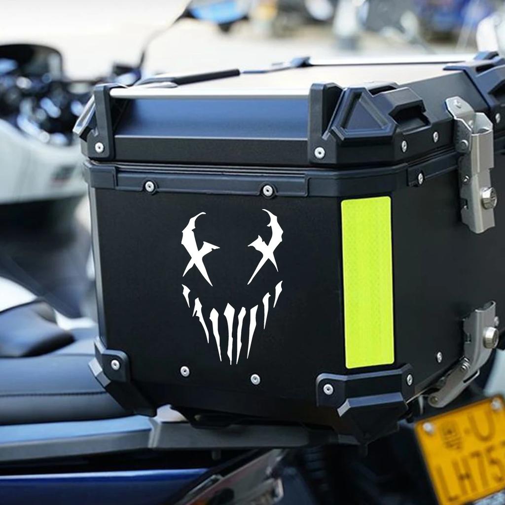 Motocyklové nálepky Reflexní nálepka na auto Vzor ďábla Nálepky Dekorace Moto Karoserie Čelní sklo Helma Pro Honda CB650R XADV