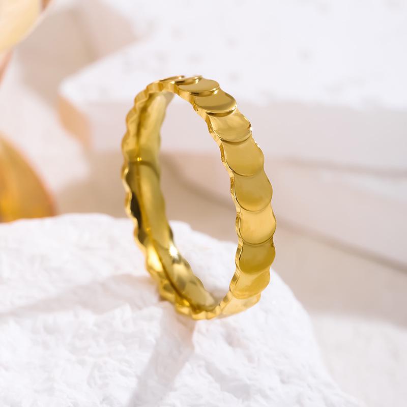 Inspired Color-Preserving Titanium Steel Ring for Women – Elegant, Non-Fading European & American Design