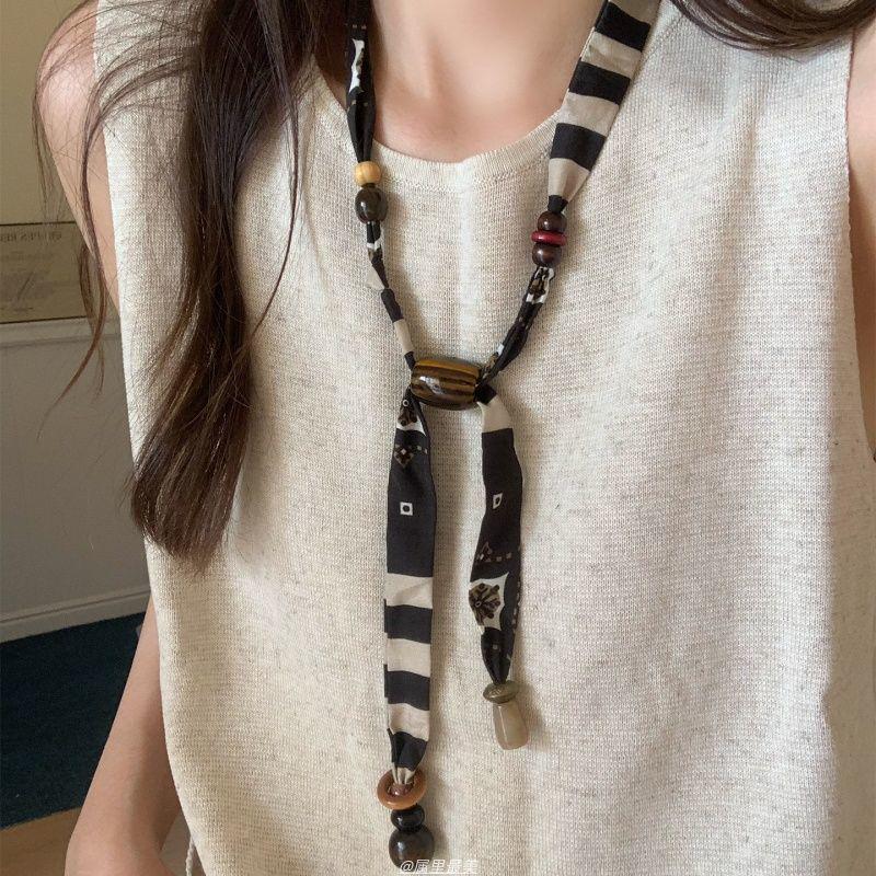 Bohemian Ethnic Cashew Scarf Necklace with Wood Beads Choker for Women