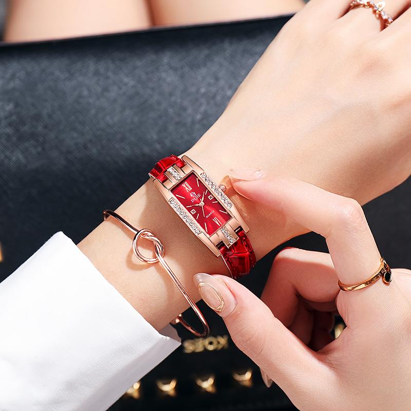 Temperament Women S Watch Simple Diamond Watch Niche Retro Student Small Green Watch Niche Women S Watch Simple Fashion Quartz Watch