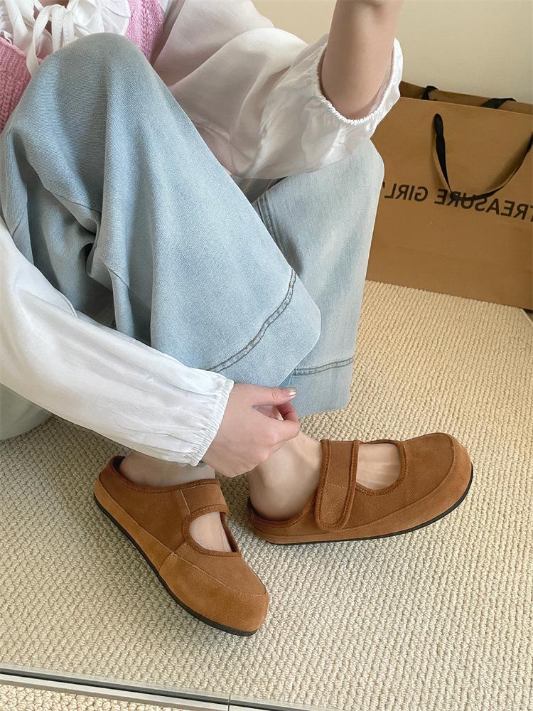 

Soft sister round head shallow mouth ugly cute shoes women s thick soles 2025 new retro Mori bag head half drag women s shoes 39 коричневый