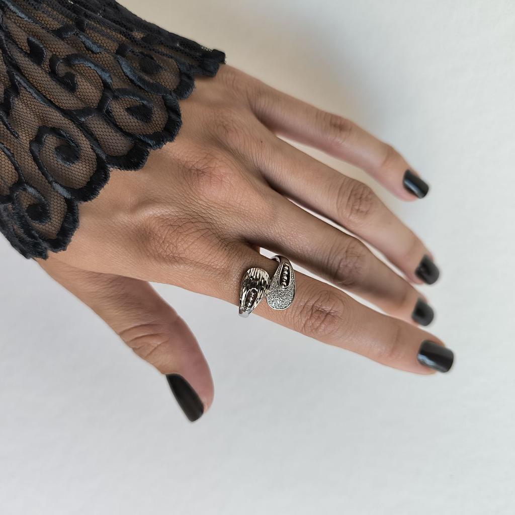 Silver Ring with Cubic Zirconia, Product Weight 4.21 G (2180678)