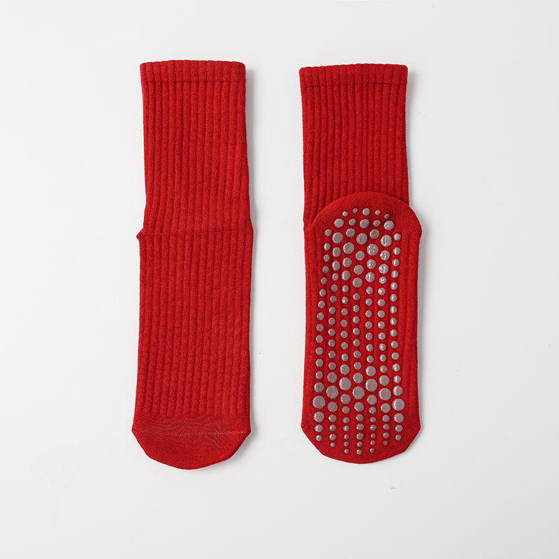 Women s Non-slip Yoga & Pilates Mid-calf Socks for Indoor Fitness One Size