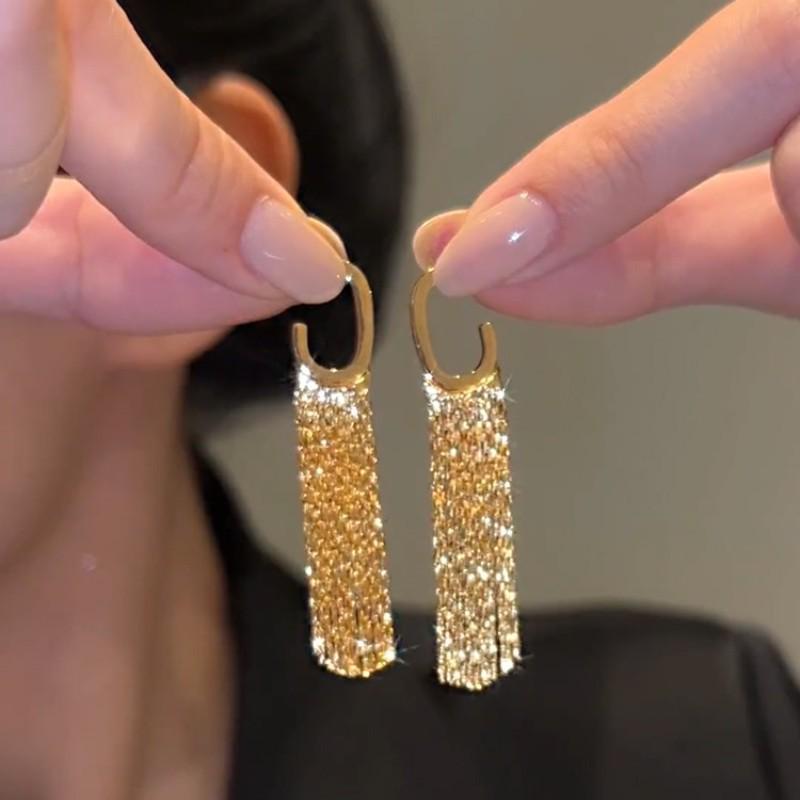Rhinestone Butterfly Tassel Asymmetrical Earrings – Elegant Minimalist Light Luxury Design