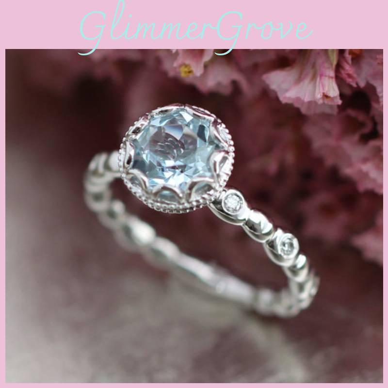 Inel Exquis cu Topaz Geometric în Culoare Elegantă de Platină Pentru Femei Ideal Pentru Iubitorii de Modă