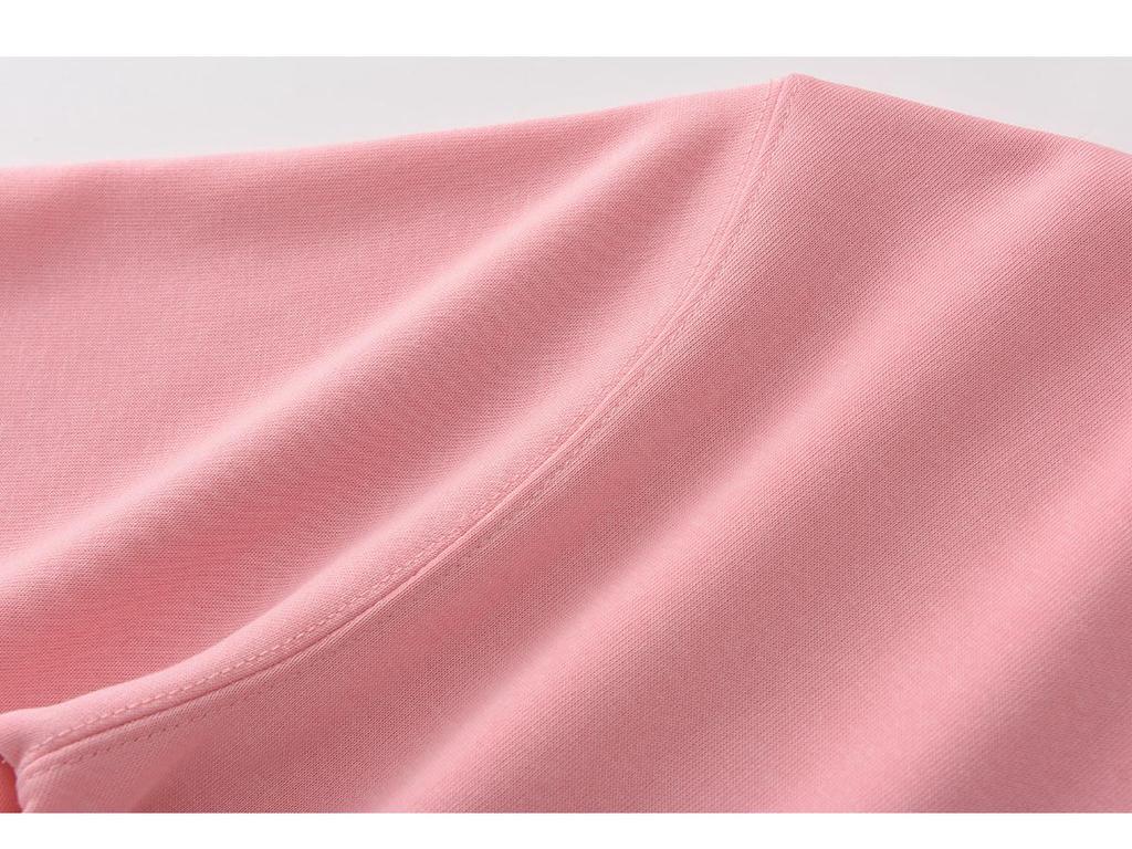 Unisex Korean Style Crewneck Sweatshirt: Casual, Classic, Minimalist, Loose Fit.