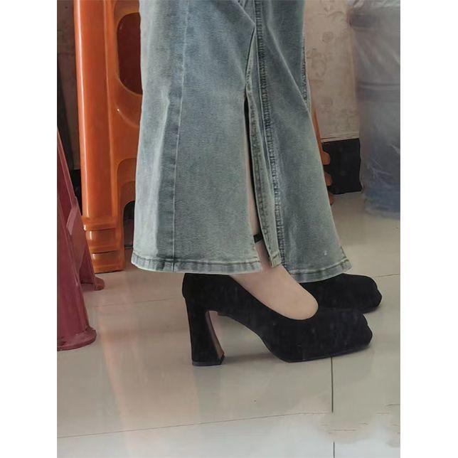 One-word buckle belt thick heel not tired foot waterproof table shallow mouth single shoes 2025 new niche square head Mary Jane high heels