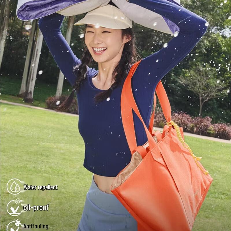 

Наружные сумки «Под бананом»