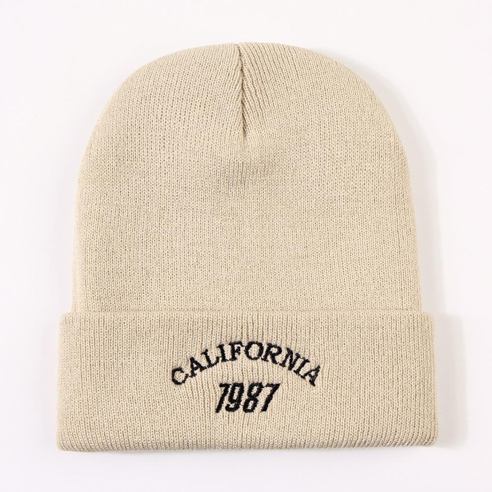 Fashionable Warm Winter Knit Hat With Embroidered Letters 1987 For Couples Traveling