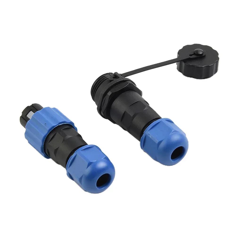 Robust SP13 IP68 Aviation Cable Connectors with Soldering and Screw Connection Perfect for Outdoor and Industrial Use