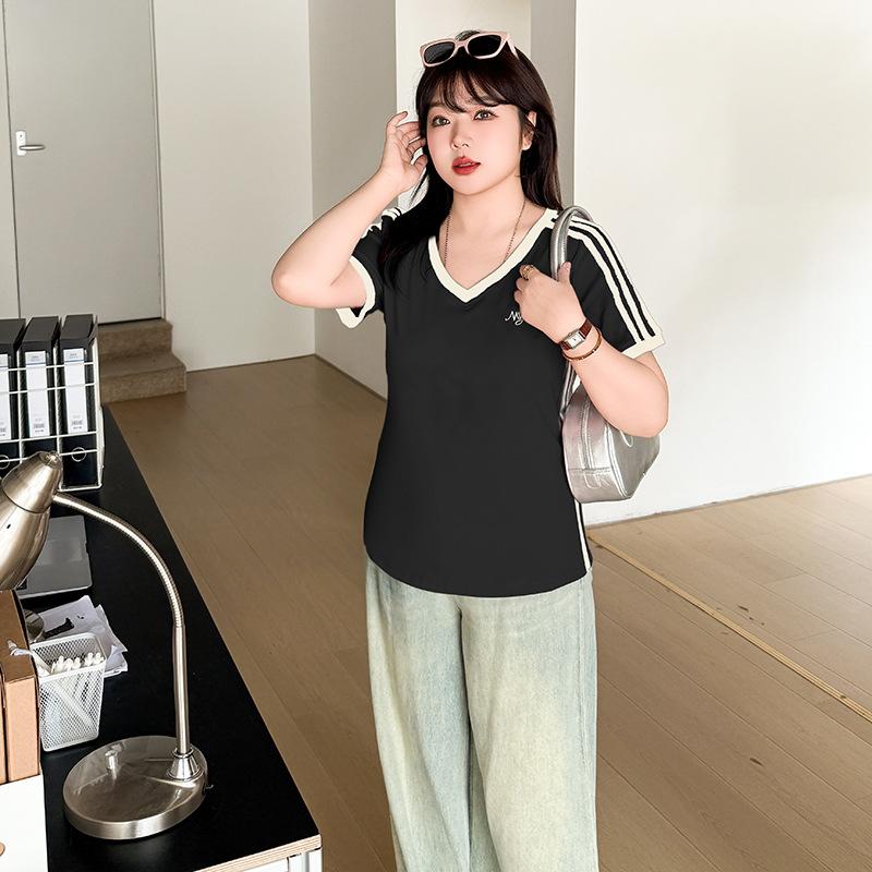 Large Size Contrasting Stripes V-neck Short-sleeved T-shirt Spring and Summer New Slim-fitting and Thin Top 212079