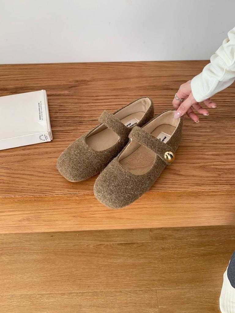 Late evening wind felt gray round head soft-soled shoes all-inclusive women's autumn and winter outer wear Mori retro Mary Jane single shoes
