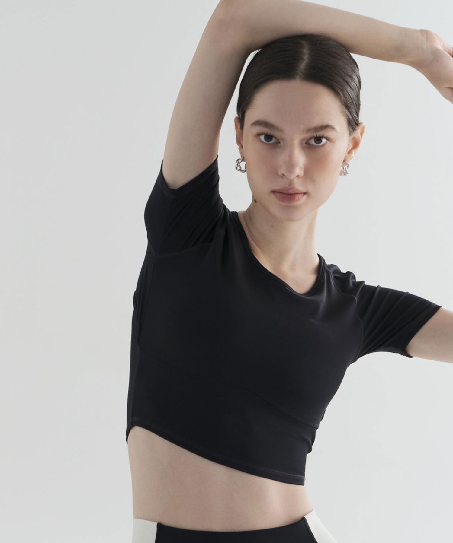 Poete Sono Short Sleeve Crop Top - Black L
