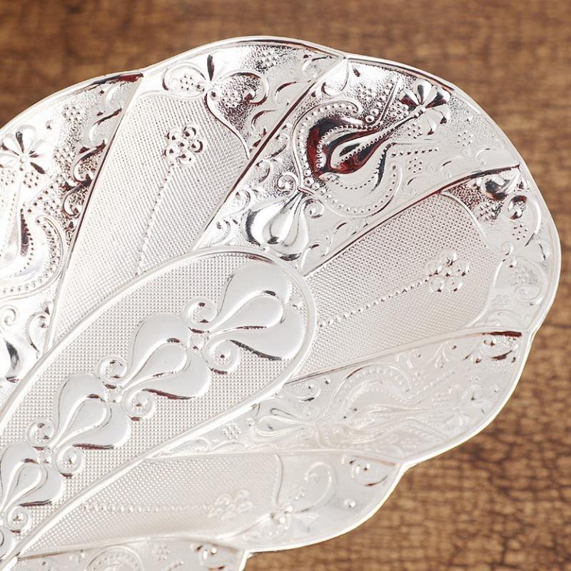 Fruit Tray, Alloy Cake Plate, Silver Large-Sized Leaf Shape Snack Disc,Nuts Organizer Wedding Party Desktop Decoration,22.5 cm