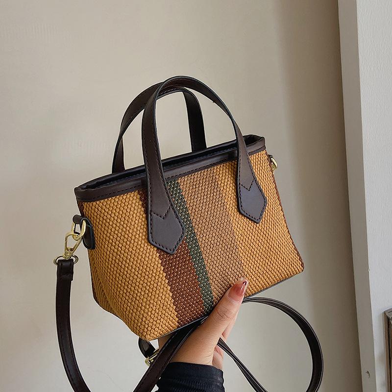 Fashion Handbag Simple Vertical Stripe Large Capacity Bag Casual Trendy Light Shoulder Messenger Bag