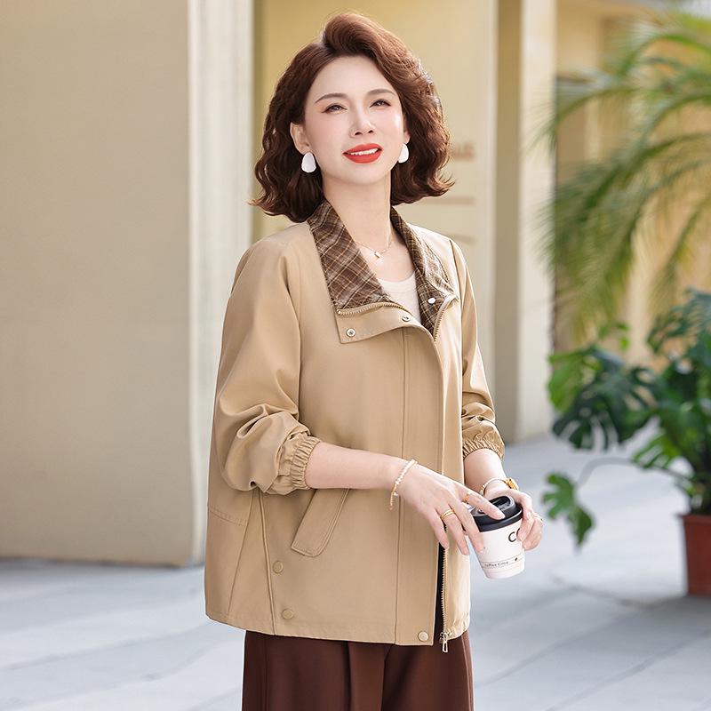 

Women s Lapel Spring Jacket - Fashionable Casual Wear for Middle-Aged & Elderly, Long Sleeve Mother s Outfit 4XL for 130-145 lbs хаки