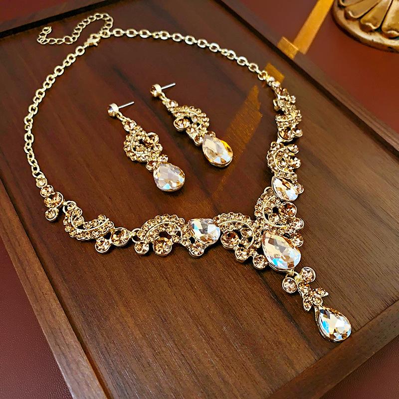 GemChic Women's New Exquisite Alloy Hollow Branch Crystal Rhinestone Drops Collarbone Necklace Earrings Two Piece Set Birthday Christmas Jewelry Gift