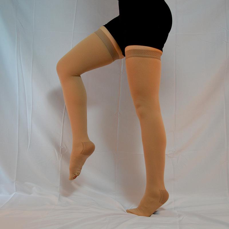 

Белые нескользящие компрессионные чулки выше колена - Тромбоз и спортивная поддержка XXL