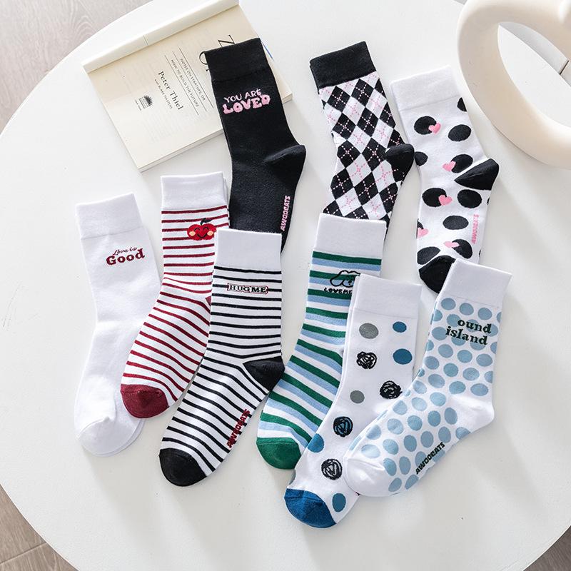 

Female Spring and Autumn New Lovely Retro College Style All Go Breathable Comfortable Tube Socks 1 pair синій