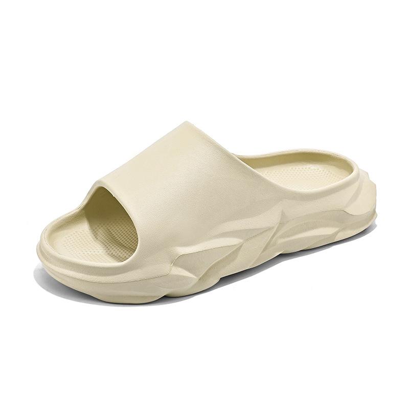 

Тапочки пара 2025 лето новые толстая подошва дезодорирующие нескользящие уличные домашние двойного назначения ощущение ходьбы по говну шлепанцы с одним словом 45