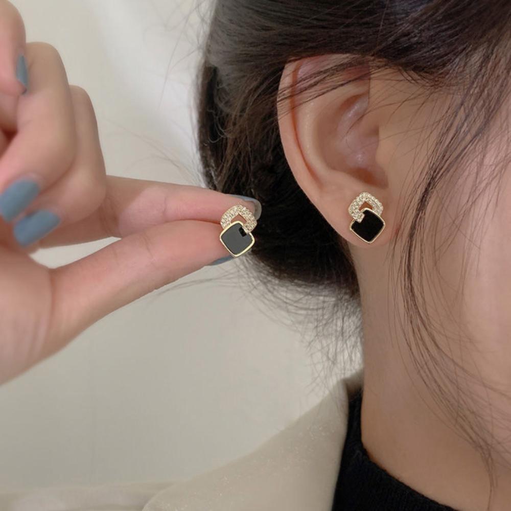 New Trending Black Geometric Square Stud Earrings for Women  Fashion High Sense Zircon Korean Earrings Designer Luxury Jewelry