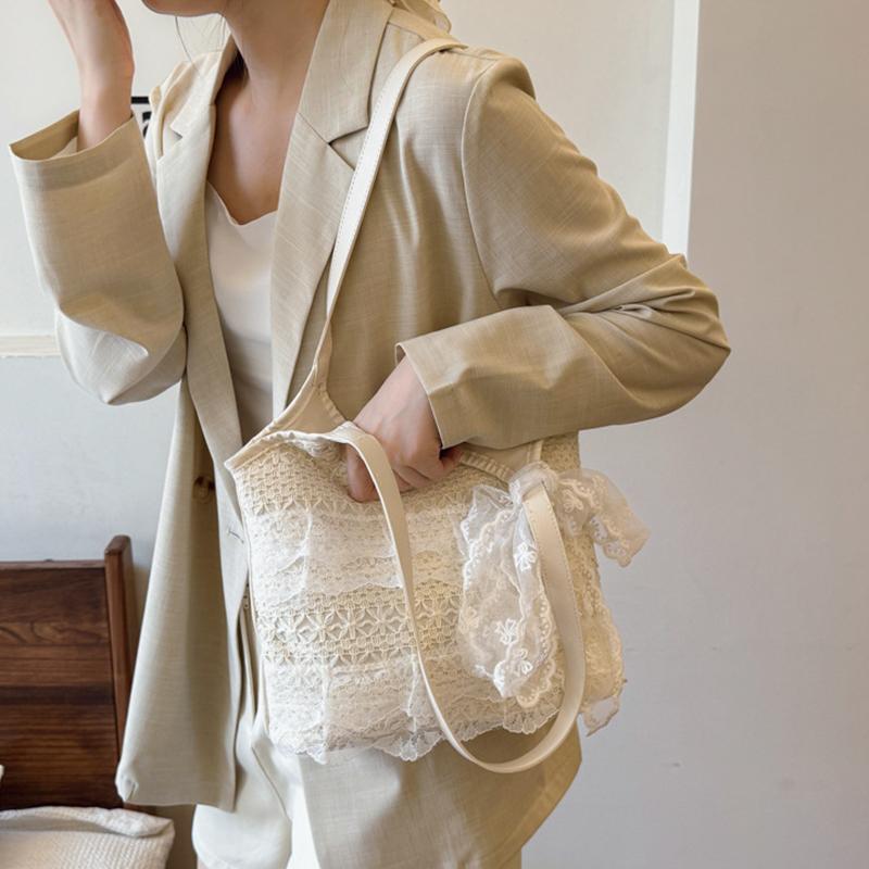 Korean Sweet Lace Hollow Knitted Shoulder Bag Large-Capacity Holiday Casual Tote Bag
