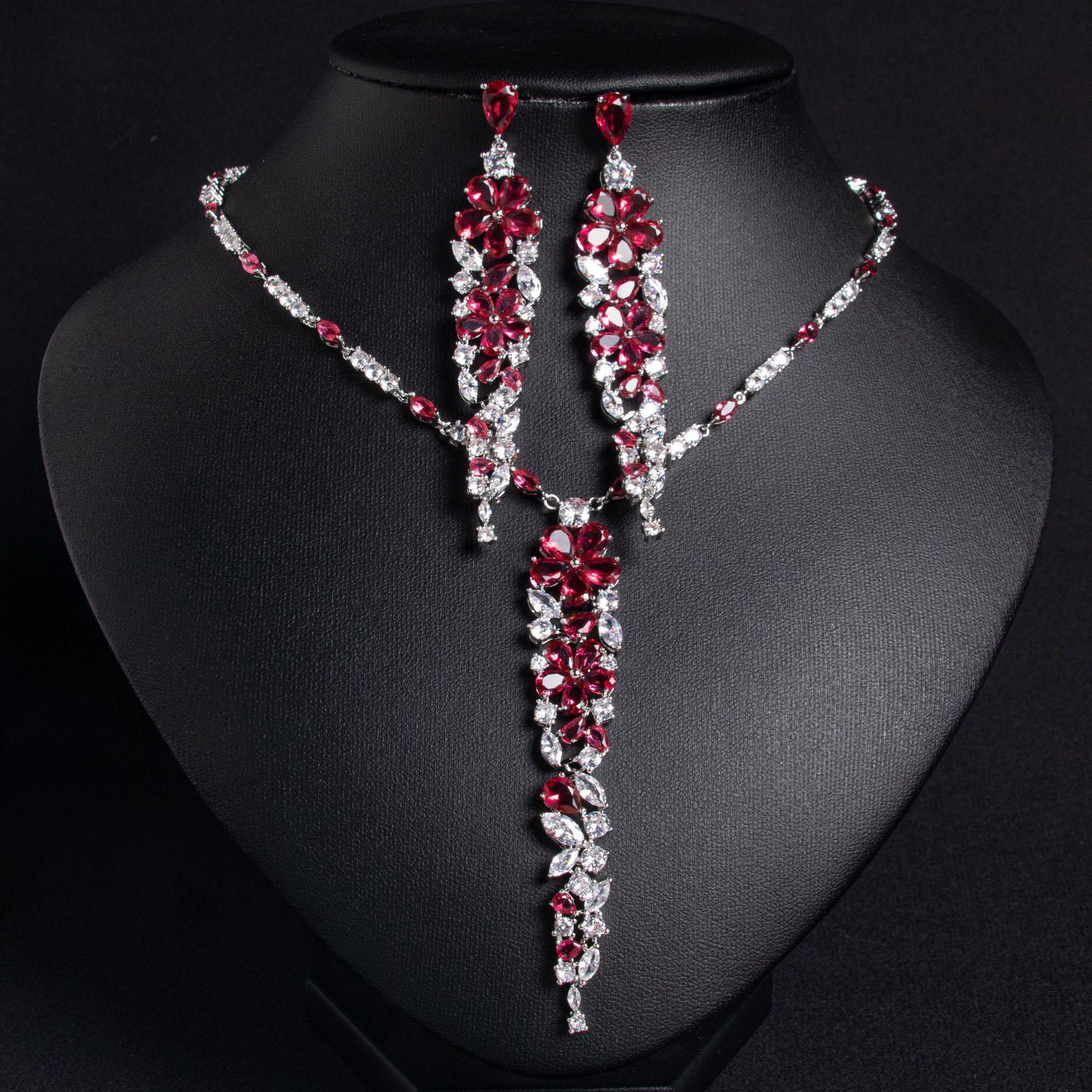 

Tassel Bridal Necklace Earrings Set, Color Zircon Copper Jewelry Two-Piece Set, Evening Dress Accessories зелёный