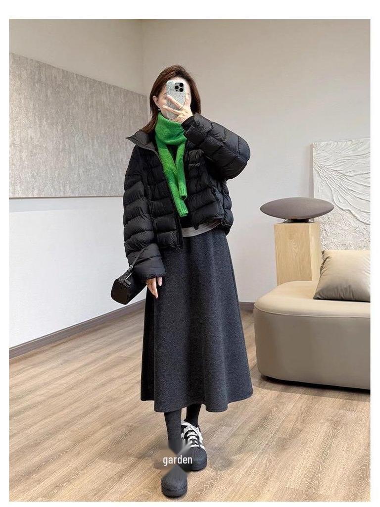 Elegant High-Waisted Wool Blend Midi Skirt – Minimalist, Warm, and Flattering Winter Style