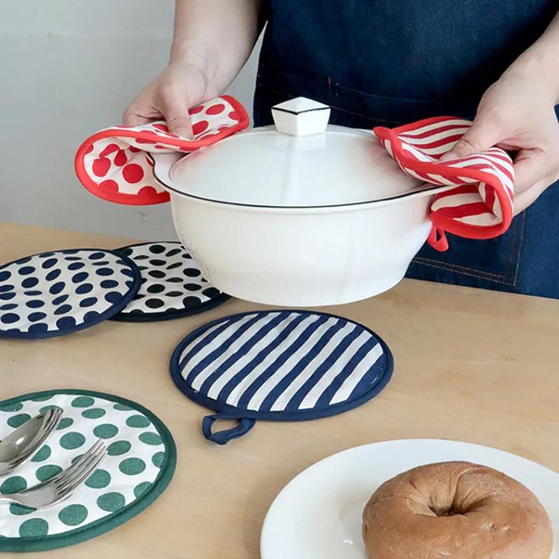 1Pc 18x18cm Round Striped Polka Dot Cotton Insulation Pad Baking Tool Kitchen Cup Table Mat Home Decor