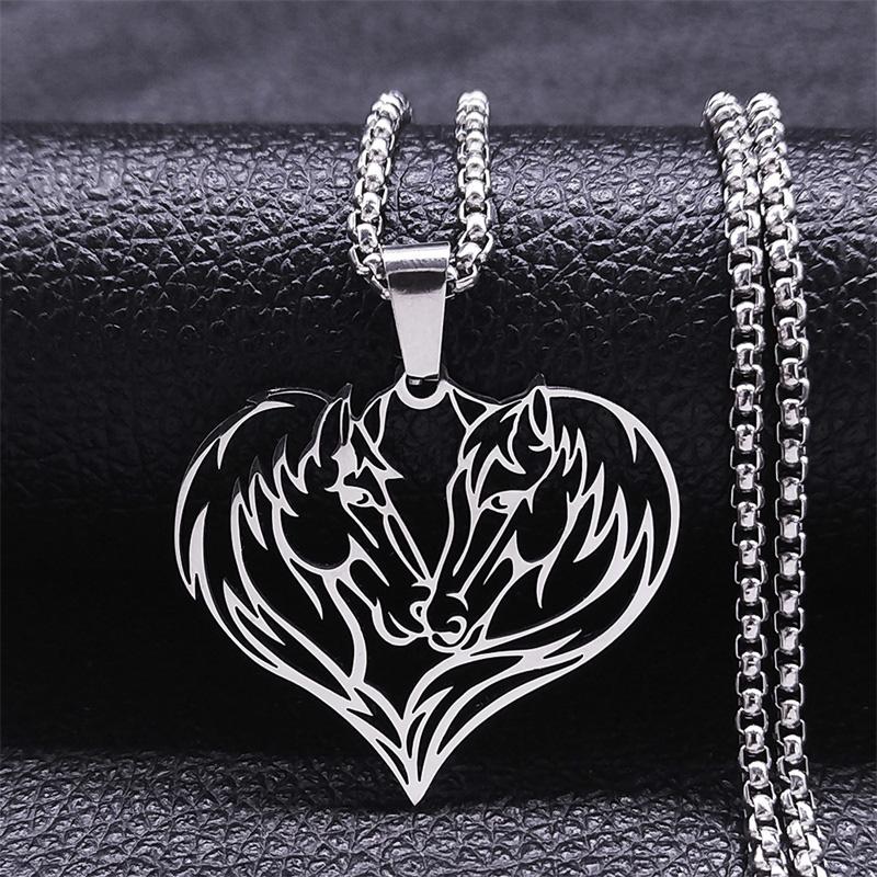 Aesthetic Love Heart Couple Horse Pendant Necklaces Stainless Steel Women/Men Horseback Rider Jewelry Valentine's Day NZZZ3324
