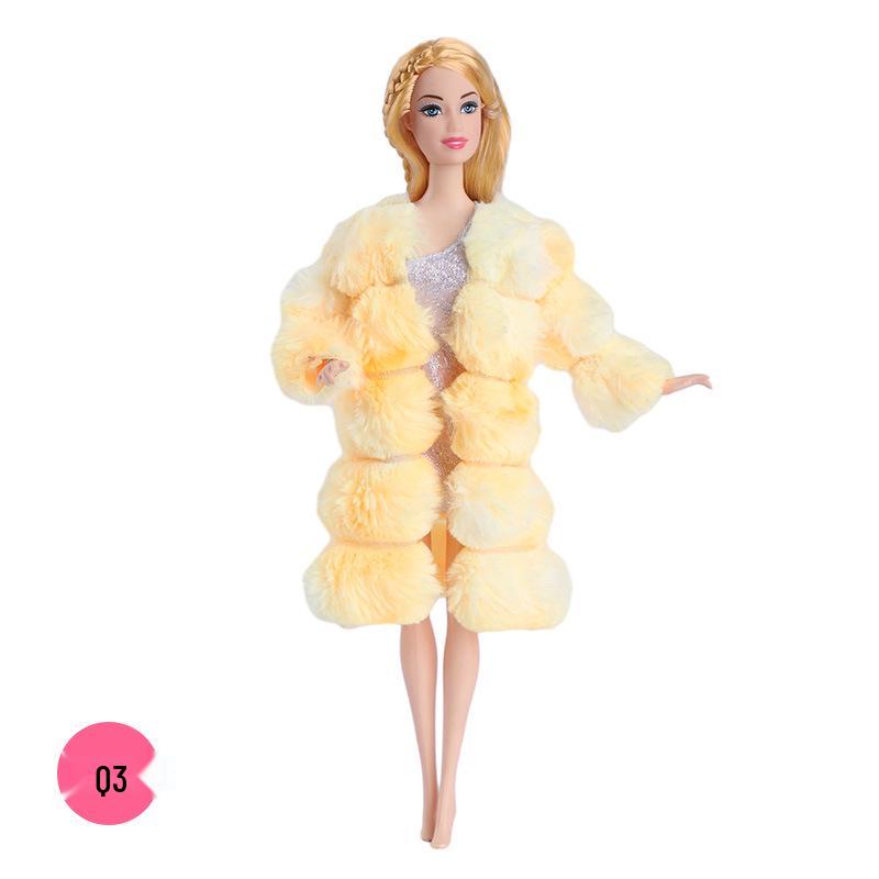 

Набор модной одежды для куклы Барби 30 см: Длинное пальто из искусственного меха и плюшевая короткая куртка Clothes only (doll not included)