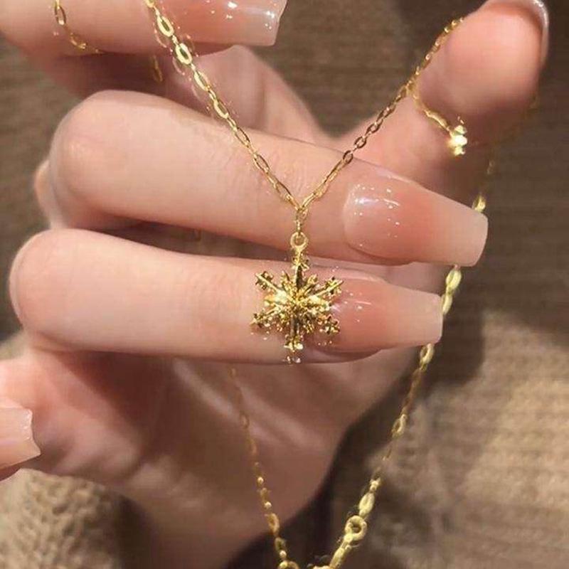Elegant Gold Snowflake Necklace for Women - Unique Clavicle Chain, Light Luxury Design