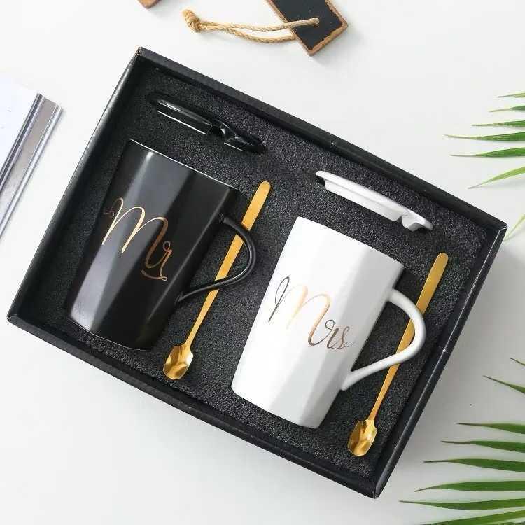 Geometric Mug Set with Lid & Spoon - Customizable Couple's Wedding Favors