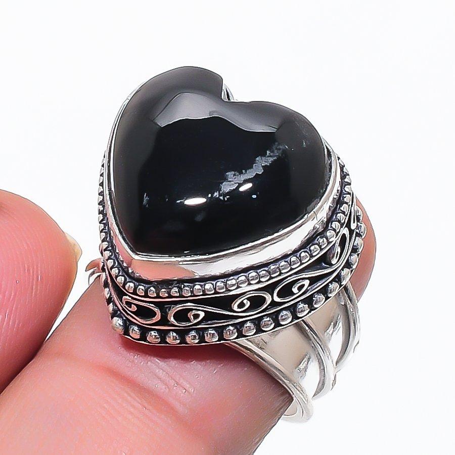 Natural Black Onyx Gemstone 925 Sterling Silver Jewelry Ring Size 6.5 z2d01