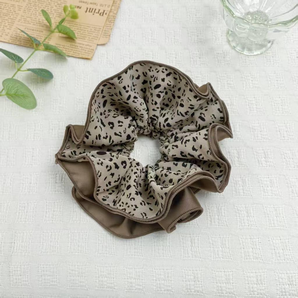 Meillard Leopardenmuster Dunkel Vierlagiges Haargummi Dutt Blume – Vielseitige Herbst/Winter Kopfbedeckung