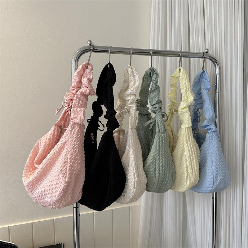 Stylish Cloud Puff Floral Tote Bag For Girls Street Fashion Canvas Shoulder Bag 2023