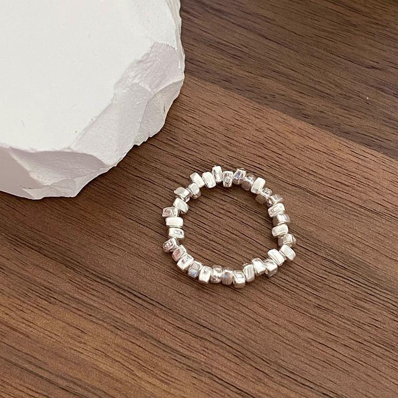 Elegant Korean Style Geometric Copper Ring For Women With Chic Pearl Accent