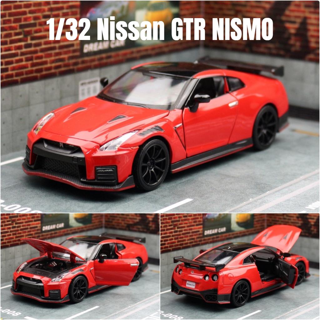APU1 1/32 Nissan Skyline GTR R35 Nismo GT3 Racing Toy Car Model For Children RMZ CiTY Diecast Alloy Miniature Sound Light Collection