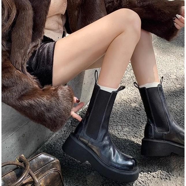 Spot second hair! Grape mother same shoes heavy shrinkage horse leather elastic band thick sole thick heel short Chelsea boots