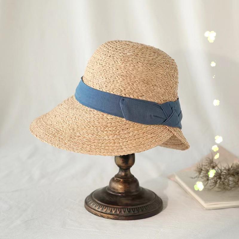 

Lafite grass spring and summer new equestrian hat women s autumn and winter versatile sunshade cap beach straw hat spot джинсовий синього кольору