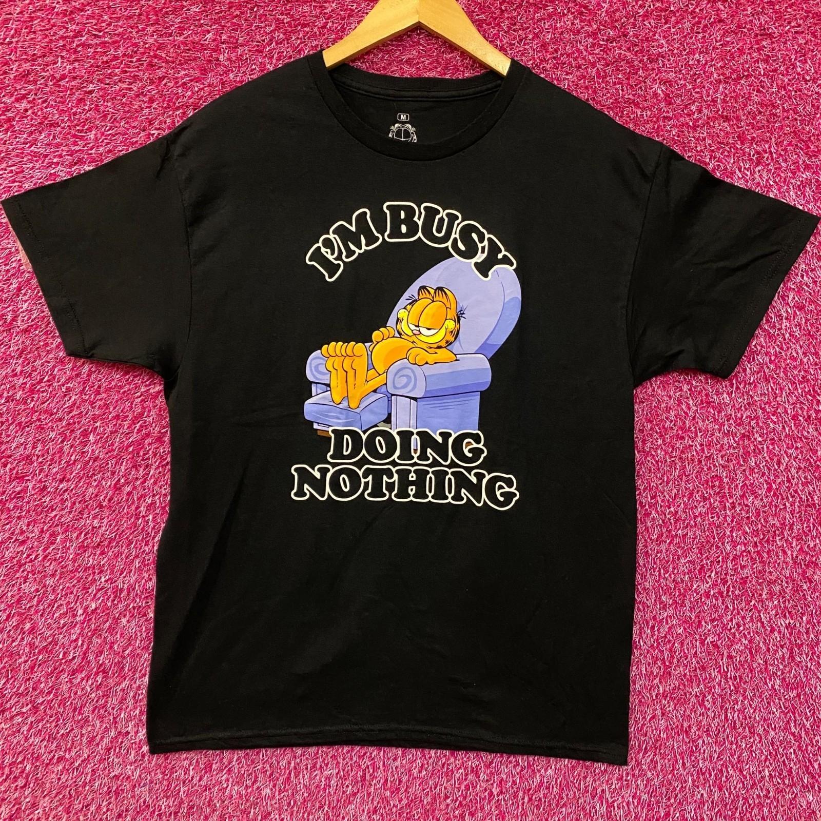 Garfield I m Busy Doing Nothing Graphic Design T-Shirt Medium S
