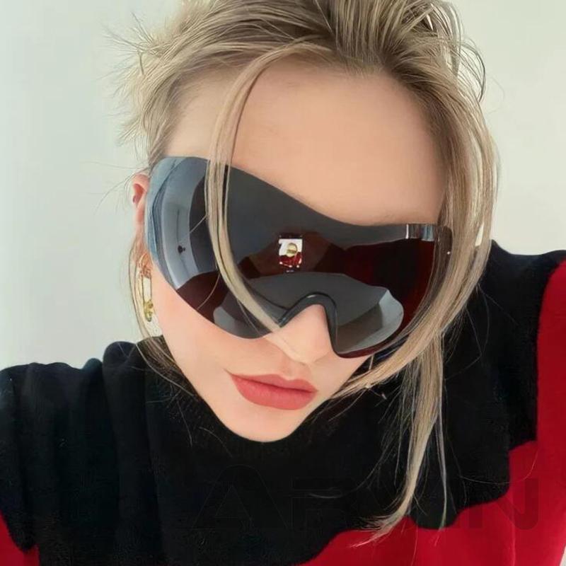 Oversized Rimless Sunglasses for Women One Piece Fashion Brand Cyberpunk Mask Butterfly Sun Glasses Lady Retro 2000's Big Goggle