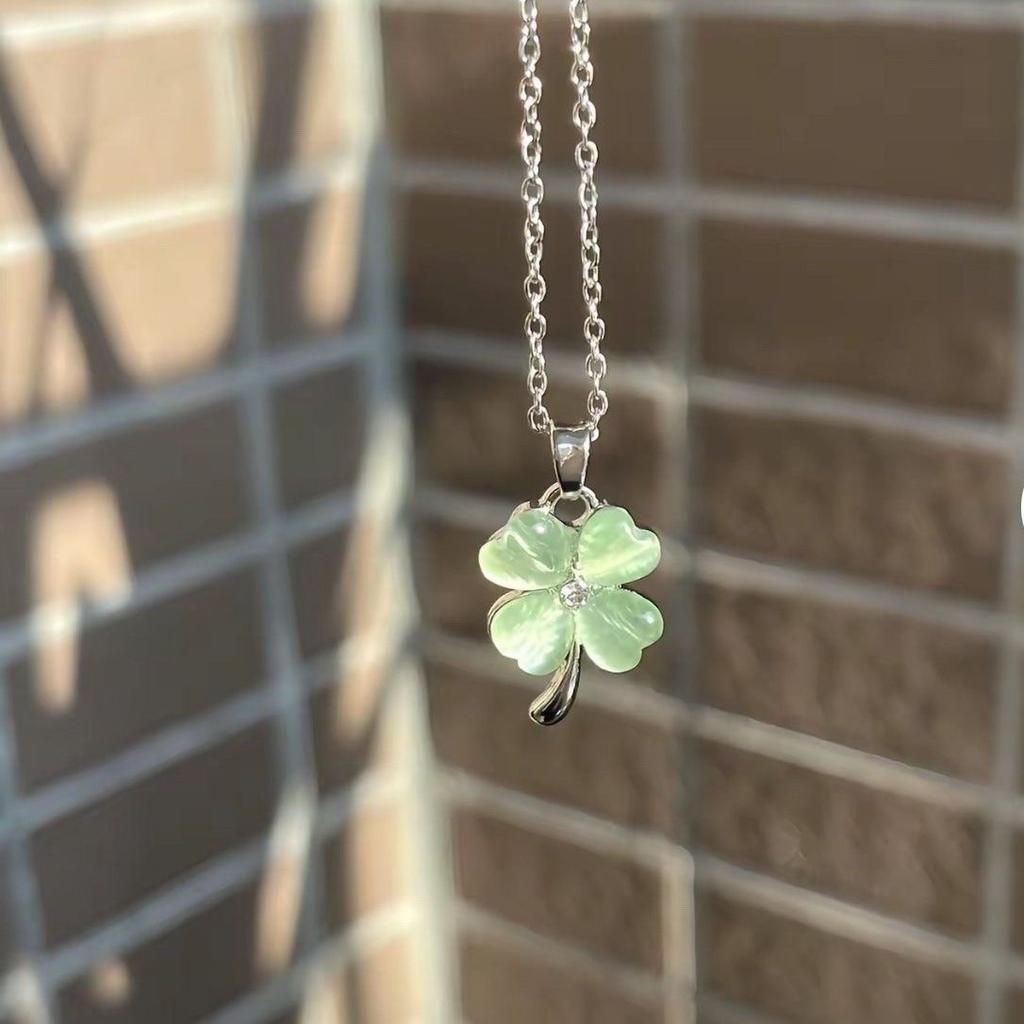 Opal Four-leaf Clover Lucky Bracelet