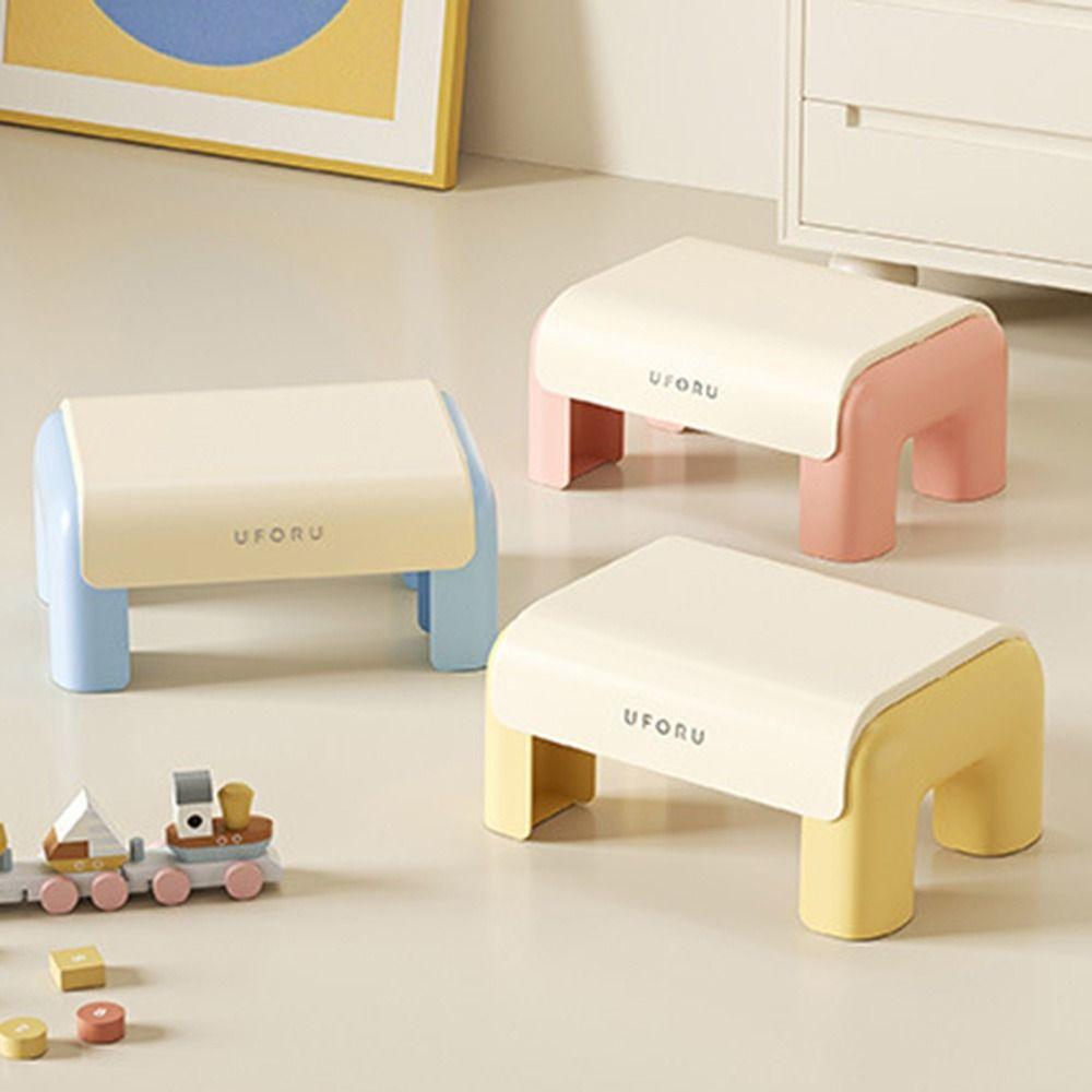 Waterproof Shoe Changing Stool Ergonomic Children's Small Stool Bathroom Foot Stool  Wear Shoes rosa