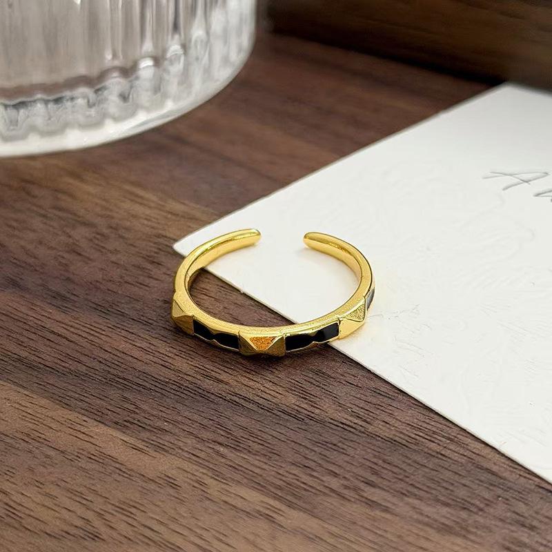 Medieval Vintage Four-Leaf Clover Rhombus Flower Dark Drip Open Ring Personality Niche High Sense Ring Adjustable opening