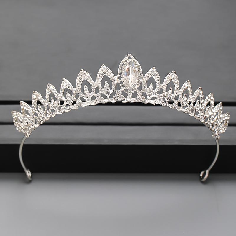 Coroană Culoare Argintie și Tiară Accesorii de Păr Pentru Femei Accesorii Nuntă Coroană Pentru Mireasă Cristal Stras Tiară Diademă