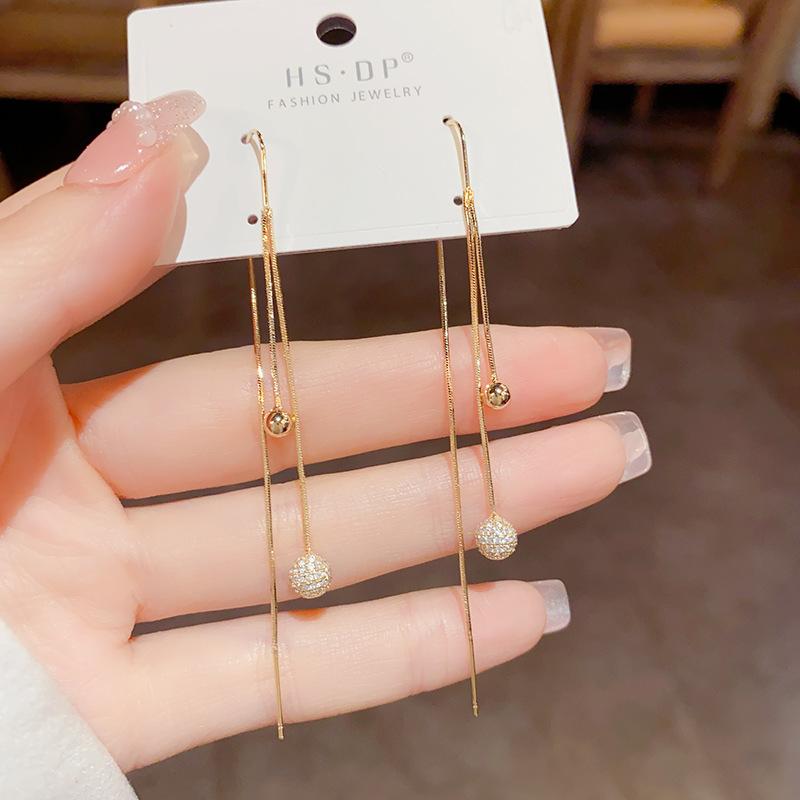 Женские модные нишевые изысканные серьги 1 pair золотой