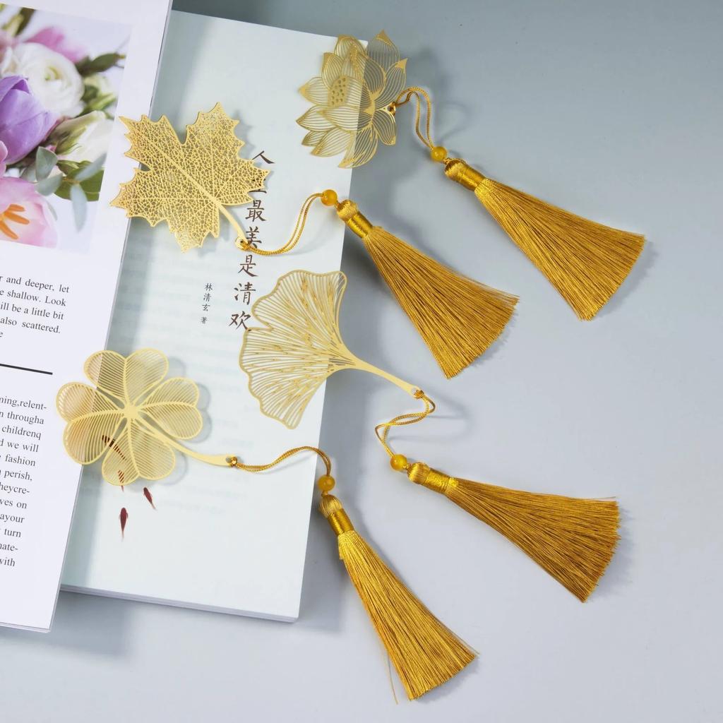 Vynikající duté kovové záložky Zlatá barva Leaf Vein Lotus Shape Book Marks with Tassel Psací potřeby Studentské potřeby pro čtení