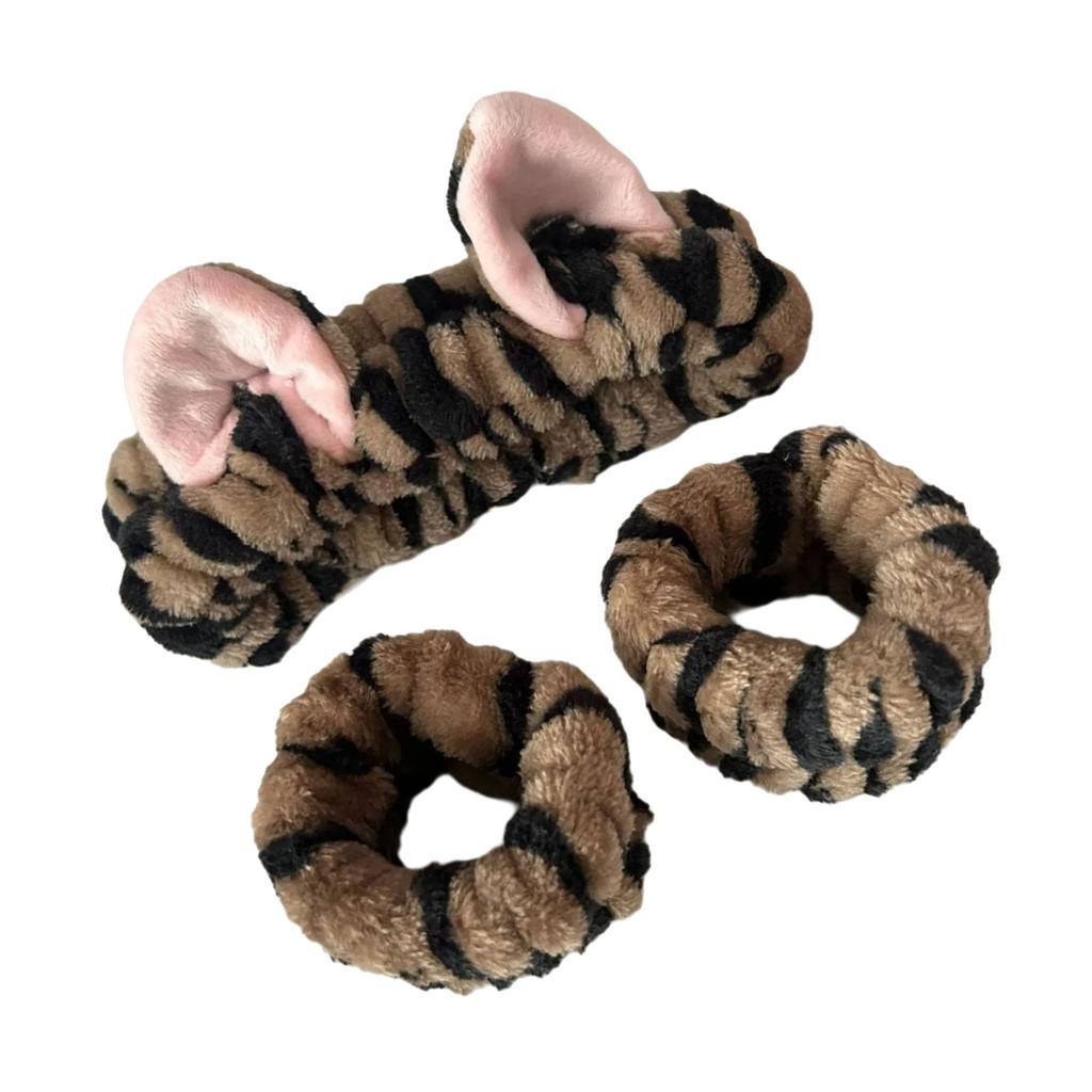 Popular Furry Plush Hairband and Wrist Wash Band for Female Everyday Use Face Washing Makeup Mask Application Headwear