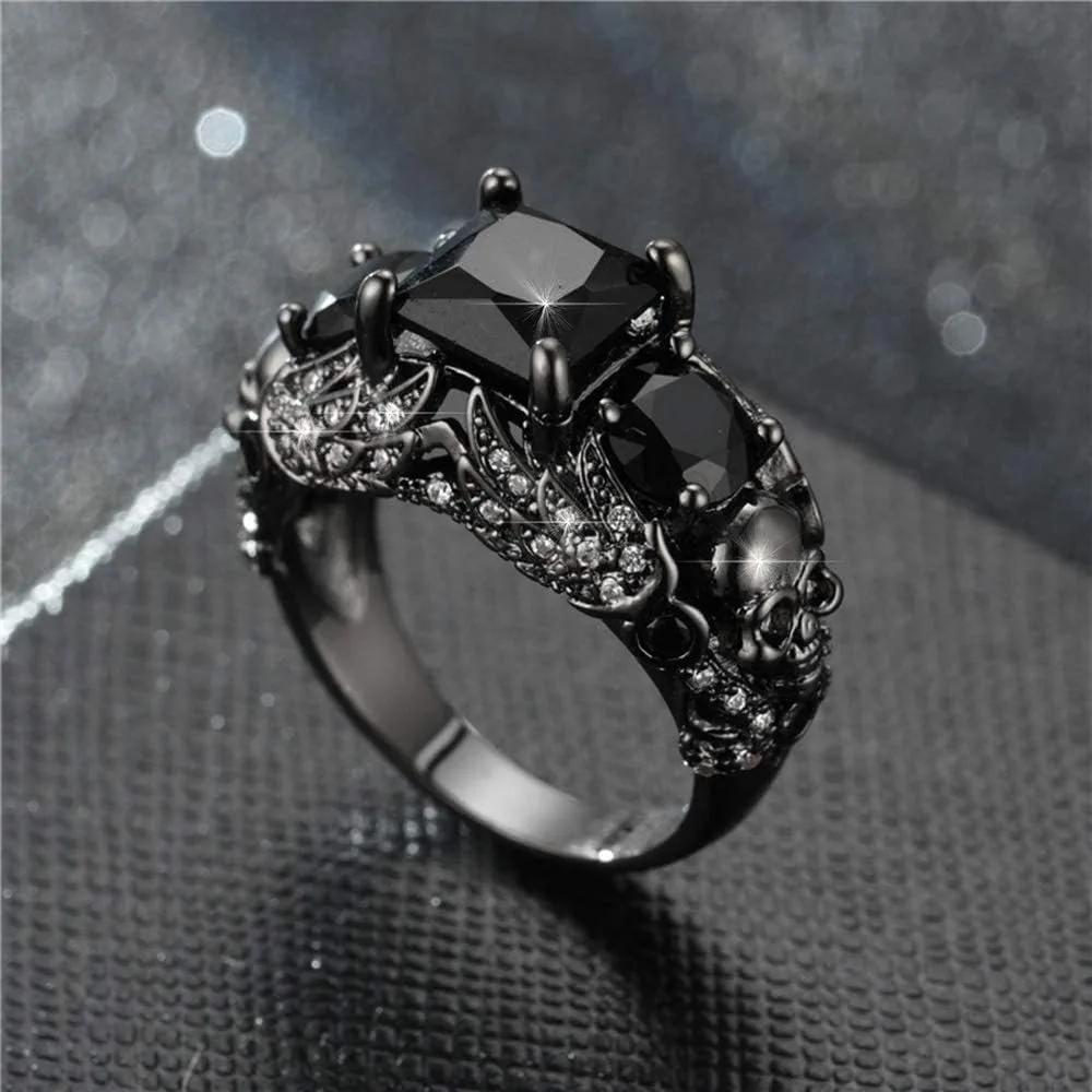 Gothic Purple Red Black Crystal Unique Black Skull Rings for Women Halloween Christmas Gifts Jewelry
